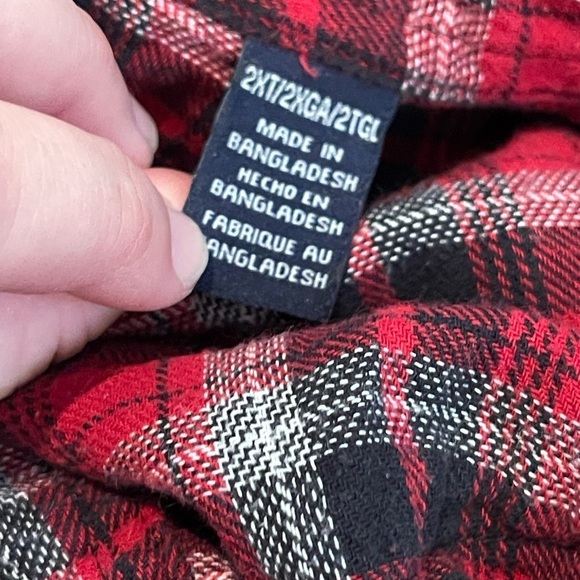 Wrangler cotton red black plaid flannel Pearl snap long sleeve button up - Picture 7 of 7